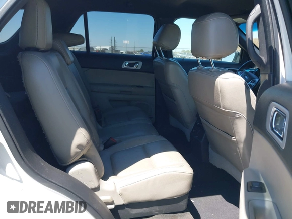 2011 Ford Explorer XLT with VIN 1FMHK8D83BGA65734, listed as a IAAI auction lot 42203640 with 184,923 mi miles and . Bid and sale history available at carsss.com. Image 8.