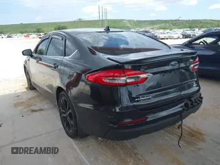 2020 Ford Fusion SE with VIN 3FA6P0HD8LR197796, listed as a IAAI auction lot 42474009 with 74,673 mi miles and . Bid and sale history available at DreamBid. Image 3.