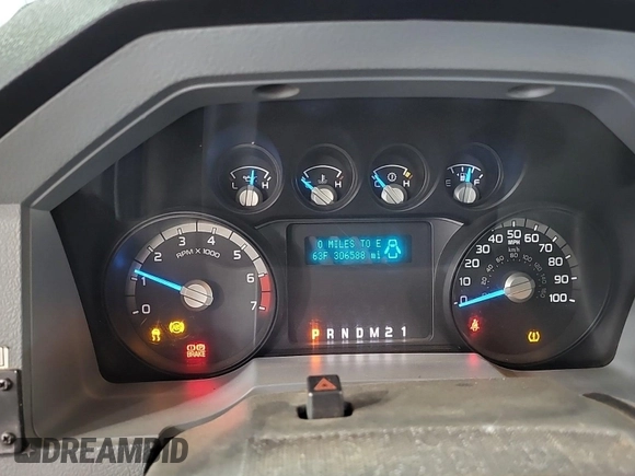 2015 Ford F-250 Lariat with VIN 1FT7W2B61FED46404, listed as a IAAI auction lot 42621231 with 306,588 mi miles and . Bid and sale history available at DreamBid. Image 7.