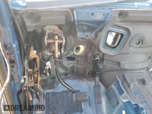 2023 Dodge Durango R/T Plus z VIN 1C4SDJCT1PC666429, wystawiony jako Copart lot #52094455 z przebiegiem Nie podano mil oraz Nie do naprawy • Non repairable. Historia ofert i sprzedaży dostępna na DreamBid. Obrazek 9.
