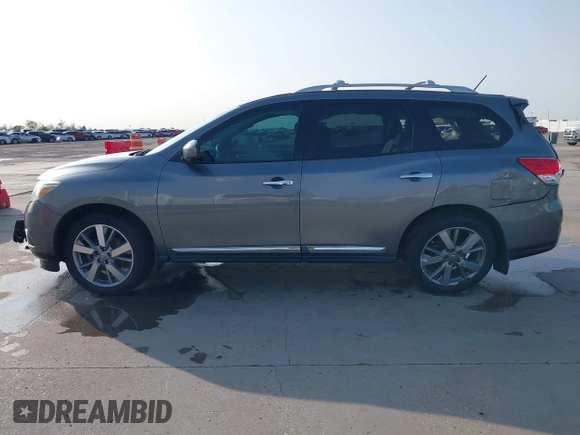 2016 Nissan Pathfinder S with VIN 5N1AR2MM6GC653522, listed as a IAAI auction lot 41920988 with 140,001 mi miles and . Bid and sale history available at DreamBid. Image 14.