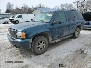 2000 GMC Denali with VIN 1GKEK13R0YR151206, listed as a Copart auction lot 45600725 with 227,169 mi miles and Clean Title. Bid and sale history available at carsss.com. Image 1.