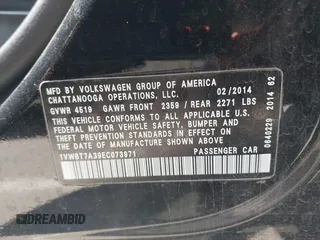 2014 Volkswagen Passat SE z VIN 1VWBT7A39EC073971, wystawiony jako IAAI lot #42266759 z przebiegiem 150 114 mil mil oraz . Historia ofert i sprzedaży dostępna na DreamBid. Obrazek 9.