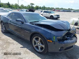 2013 Chevrolet Camaro LT with VIN 2G1FC1E38D9160609, listed as a IAAI auction lot 42646283 with 215,814 mi miles and . Bid and sale history available at DreamBid. Image 1.
