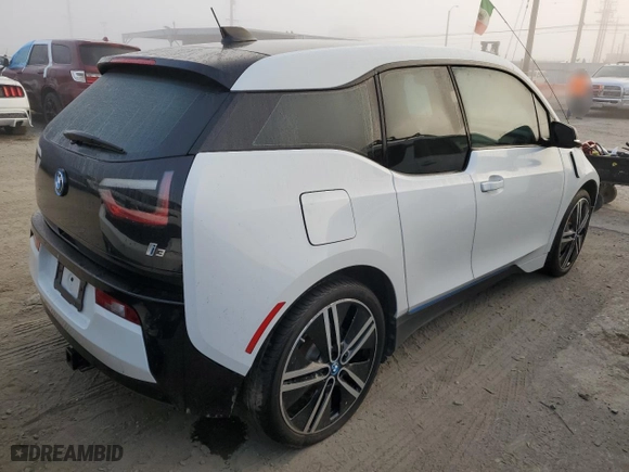 2017 BMW i3 with VIN WBY1Z8C38HV892042, listed as a Copart auction lot 86410354 with 73,573 mi miles and Salvage Title. Bid and sale history available at carsss.com. Image 5.