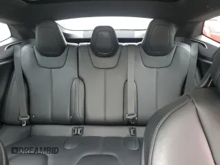 2017 Tesla Model S 100D с VIN 5YJSA1E21HF188840, выставлен на аукционе Copart как лот 62683685 с пробегом 90 101 миль миль и Списание • Salvage title. История ставок и продаж доступна на DreamBid. Изображение 10.