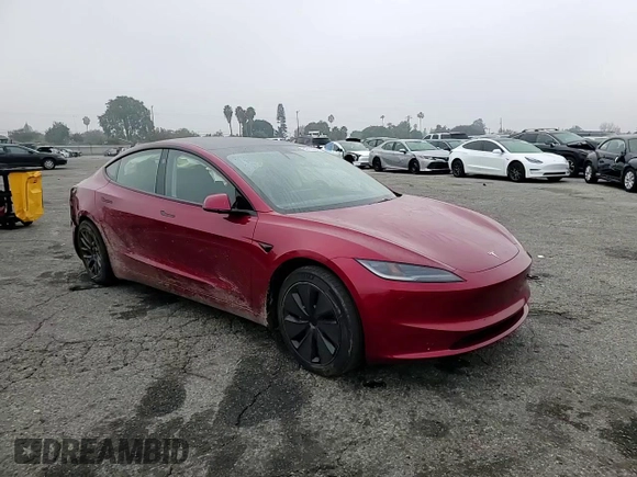 2024 Tesla Model 3 z VIN 5YJ3E1EA8RF848065, wystawiony jako Copart lot #82765684 z przebiegiem 3782 mil mil oraz Szkody całkowita. Historia ofert i sprzedaży dostępna na DreamBid. Obrazek 11.