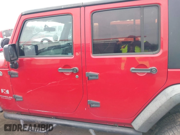 2008 Jeep Wrangler Unlimited X with VIN 1J4GA39138L550936, listed as a IAAI auction lot 41333939 with 181,936 mi miles and . Bid and sale history available at DreamBid. Image 15.