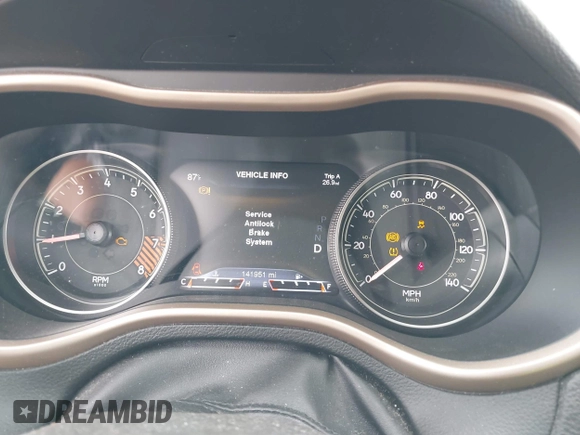 2014 Jeep Cherokee Limited with VIN 1C4PJLDS8EW104085, listed as a IAAI auction lot 42104059 with 141,951 mi miles and . Bid and sale history available at DreamBid. Image 7.