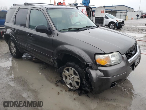 2003 Ford Escape Limited with VIN 1FMCU94133KC26627, listed as a Copart auction lot 45505944 with 154,952 mi miles and Salvage Title. Bid and sale history available at carsss.com. Image 4.