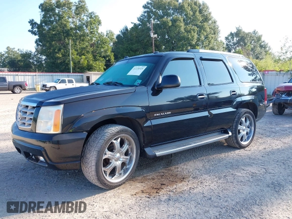 2004 Cadillac Escalade z VIN 1GYEK63N94R135094, wystawiony jako IAAI lot #40358925 z przebiegiem 223 977 mil mil oraz . Historia ofert i sprzedaży dostępna na DreamBid. Obrazek 2.