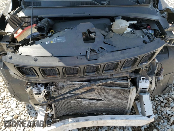 2020 Jeep Compass Altitude z VIN 3C4NJCBB3LT229797, wystawiony jako Copart lot #53232995 z przebiegiem Nie podano mil oraz Szkody całkowita. Historia ofert i sprzedaży dostępna na DreamBid. Obrazek 11.