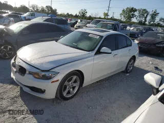 2013 BMW 3 Series 328i z VIN WBA3A5G52DNP19023, wystawiony jako Copart lot #54585875 z przebiegiem 153 231 mil mil oraz Szkoda całkowita • Salvage title. Historia ofert i sprzedaży dostępna na DreamBid. Obrazek 1.