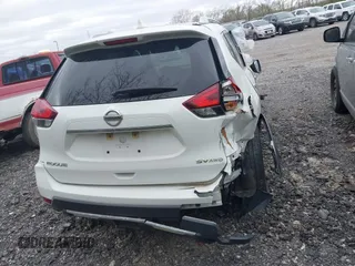 2018 Nissan Rogue SV with VIN KNMAT2MV9JP565109, listed as a IAAI auction lot 42048532 with 121,042 mi miles. Bid and sale history available at carsss.com. Image 15.