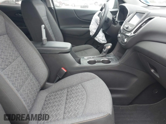 2024 Chevrolet Equinox LT with VIN 3GNAXKEG8RL329134, listed as a IAAI auction lot 41910999 with 8,616 mi miles. Bid and sale history available at carsss.com. Image 5.