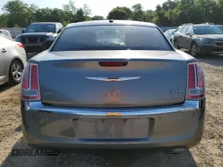 2011 Chrysler 300 C z VIN 2C3CK6CT6BH612190, wystawiony jako Copart lot #53546705 z przebiegiem 161 462 mil mil oraz Szkoda całkowita • Salvage title. Historia ofert i sprzedaży dostępna na DreamBid. Obrazek 6.