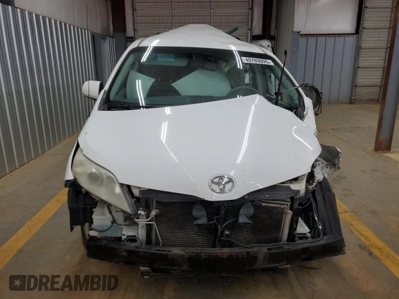 2012 Toyota Sienna LE AAS с VIN 5TDKK3DC1CS269618, выставлен на аукционе Copart как лот 49789095 с пробегом Не указан миль и Списание • Salvage title. История ставок и продаж доступна на DreamBid. Изображение 5.