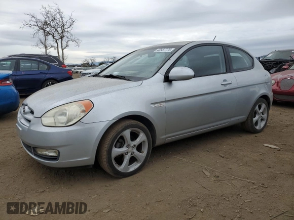 2009 Hyundai Accent Auto SE with VIN KMHCN36C79U130599, listed as a Copart auction lot 43587775 with 179,284 mi miles and Clean Title. Bid and sale history available at carsss.com. Image 1.