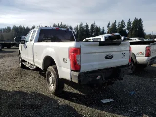 2020 Ford F-250 XL z VIN 1FT7X2B66LEE96811, wystawiony jako Copart lot #87681655 z przebiegiem 59 013 mil mil oraz Szkoda całkowita • Salvage title. Historia ofert i sprzedaży dostępna na DreamBid. Obrazek 2.