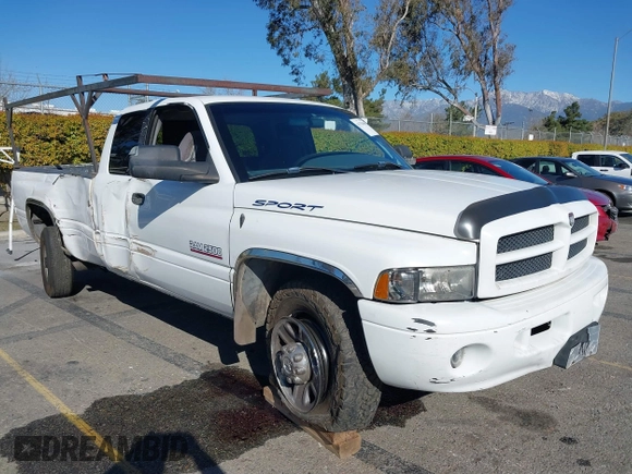 1999 Dodge Ram 2500 with VIN 1B7KC2365XJ625526, listed as a IAAI auction lot 41753846 with 223,271 mi miles. Bid and sale history available at carsss.com. Image 1.