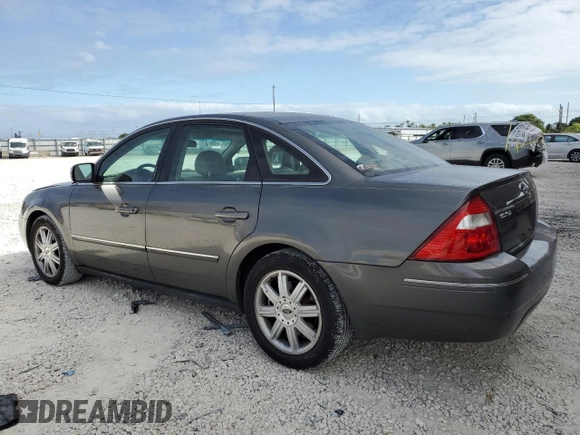 2005 Ford Five Hundred Limited with VIN 1FAFP25185G124816, listed as a Copart auction lot 84528924 with 271,914 mi miles and Salvage Title. Bid and sale history available at carsss.com. Image 2.