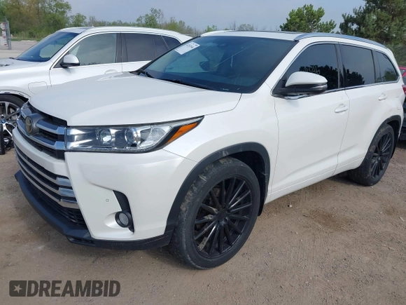 2018 Toyota Highlander Limited with VIN 5TDDZRFH1JS860254, listed as a IAAI auction lot 42263546 with 55,822 mi miles and . Bid and sale history available at DreamBid. Image 2.
