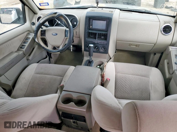 2006 Ford Explorer XLS with VIN 1FMEU62E56ZA18340, listed as a Copart auction lot 59800835 with 200,149 mi miles and Salvage title. Bid and sale history available at DreamBid. Image 8.