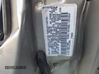 1999 Toyota Camry LE z VIN 4T1BG22K8XU426130, wystawiony jako Copart lot #87368604 z przebiegiem 276 204 mil mil oraz Szkoda całkowita • Salvage title. Historia ofert i sprzedaży dostępna na DreamBid. Obrazek 13.