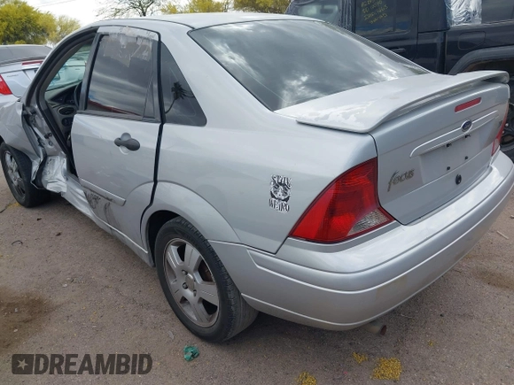 2003 Ford Focus ZTS with VIN 1FAFP38343W294841, listed as a IAAI auction lot 42040502 with 187,242 mi miles and . Bid and sale history available at carsss.com. Image 3.