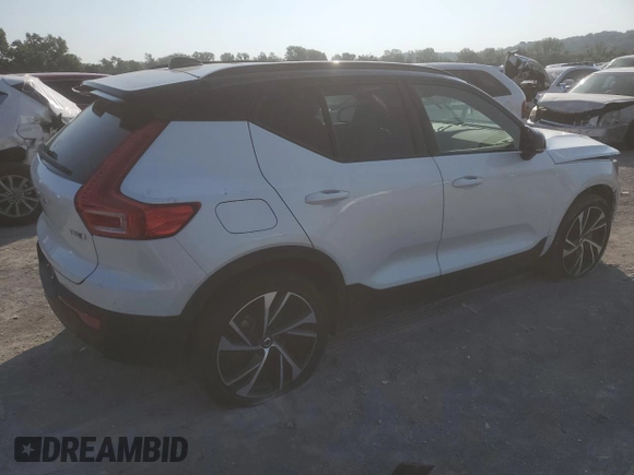 2022 Volvo XC40 R-Design с VIN YV4162UM0N2667557, выставлен на аукционе Copart как лот 60994893 с пробегом 36 185 миль миль и Списание • Salvage title. История ставок и продаж доступна на DreamBid. Изображение 3.