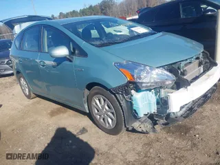 2014 Toyota Prius v Two with VIN JTDZN3EU2E3333540, listed as a IAAI auction lot 41316701 with 33,465 mi miles. Bid and sale history available at carsss.com. Image 1.