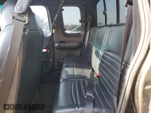 2000 Ford F-150 XL with VIN 2FTRX07L1YCA89598, listed as a Copart auction lot 55571645 with 235,923 mi miles and Salvage title. Bid and sale history available at DreamBid. Image 10.