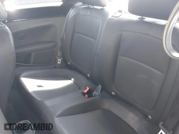 2013 Volkswagen Beetle 2.5L with VIN 3VWHX7AT3DM603962, listed as a IAAI auction lot 42329256 with 137,285 mi miles and . Bid and sale history available at DreamBid. Image 8.