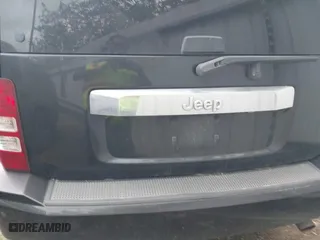 2011 Jeep Liberty Sport with VIN 1J4PP2GK0BW559054, listed as a IAAI auction lot 41642092 with 273,927 mi miles. Bid and sale history available at carsss.com. Image 5.