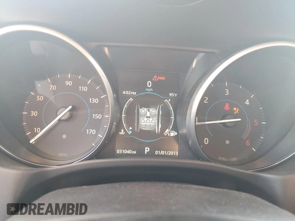 2017 Jaguar XE with VIN SAJAJ4BNXHCP11556, listed as a Copart auction lot 75807284 with 31,040 mi miles and Salvage Title. Bid and sale history available at DreamBid. Image 9.