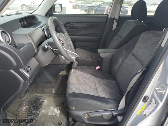 2013 Scion xB with VIN JTLZE4FE5DJ044261, listed as a Copart auction lot 53561835 with 182,520 mi miles and Clean Title. Bid and sale history available at carsss.com. Image 7.