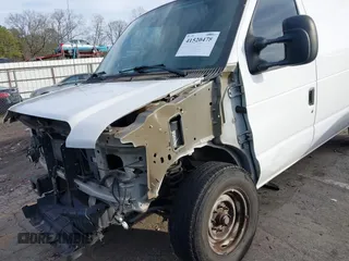 2013 Ford Econoline Cargo Commercial z VIN 1FTNE2EL8DDA63769, wystawiony jako IAAI lot #41520478 z przebiegiem 156 000 mil mil oraz . Historia ofert i sprzedaży dostępna na DreamBid. Obrazek 17.