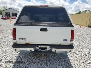 2004 Ford F-250 XL z VIN 1FTNX20P24EA26599, wystawiony jako Copart lot #56707985 z przebiegiem 165 292 mil mil oraz Szkoda całkowita • Salvage title. Historia ofert i sprzedaży dostępna na DreamBid. Obrazek 6.