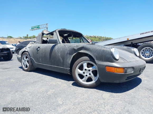 1988 Porsche 911 Carrera with VIN WP0EB0917JS161351, listed as a IAAI auction lot 39908257 with 1 mi miles. Bid and sale history available at carsss.com. Image 1.