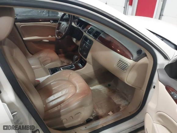 2011 Buick Lucerne CXL Premium with VIN 1G4HJ5EM4BU128581, listed as a IAAI auction lot 41387076 with 98,695 mi miles. Bid and sale history available at carsss.com. Image 5.
