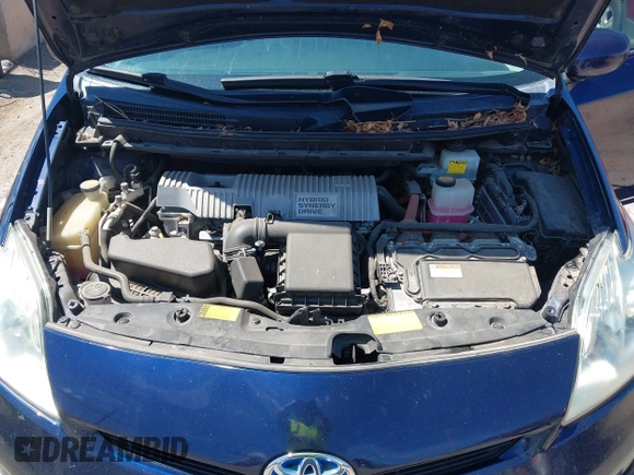 2014 Toyota Prius Four with VIN JTDKN3DU2E1749084, listed as a IAAI auction lot 42647431 with 413,304 mi miles and . Bid and sale history available at DreamBid. Image 10.