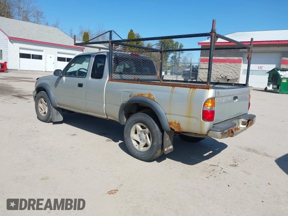 2003 Toyota Tacoma with VIN 5TEWN72N93Z225924, listed as a IAAI auction lot 41839787 with 308,638 mi miles. Bid and sale history available at carsss.com. Image 3.