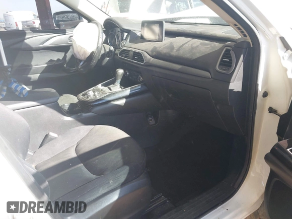 2016 Mazda CX-9 Sport with VIN JM3TCBBY0G0117159, listed as a IAAI auction lot 41302108 with 136,495 mi miles. Bid and sale history available at carsss.com. Image 5.
