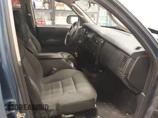 2002 Dodge Durango Sport with VIN 1B4HS38N22F157136, listed as a IAAI auction lot 41396481 with 186,039 mi miles. Bid and sale history available at carsss.com. Image 5.