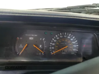 1991 Toyota Camry z VIN JT2SV21W7M0380204, wystawiony jako Copart lot #72694404 z przebiegiem 242 162 mil mil oraz Szkoda całkowita • Salvage title. Historia ofert i sprzedaży dostępna na DreamBid. Obrazek 9.