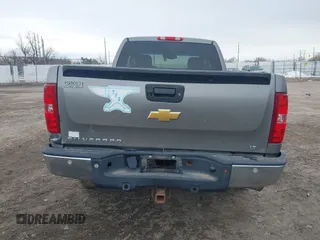 2013 Chevrolet Silverado 1500 LT with VIN 1GCRKSE73DZ268481, listed as a IAAI auction lot 41461642 with 280,718 mi miles and . Bid and sale history available at DreamBid. Image 16.