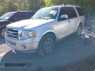 2011 Ford Expedition Limited with VIN 1FMJU1K56BEF07381, listed as a IAAI auction lot 42012025 with 262,730 mi miles. Bid and sale history available at carsss.com. Image 2.