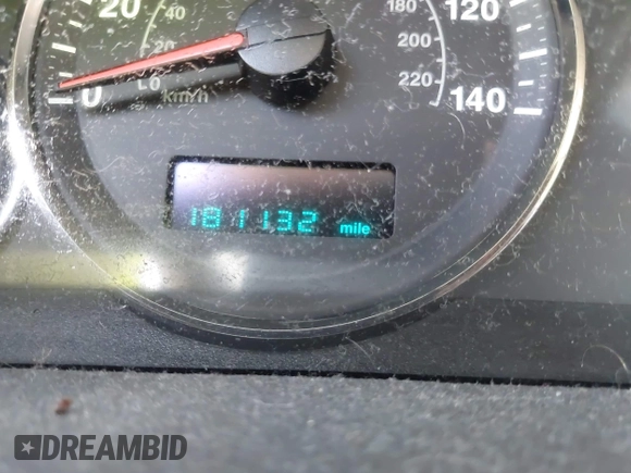 2007 Jeep Grand Cherokee Laredo with VIN 1J8GS48K47C516272, listed as a IAAI auction lot 42155035 with 181,132 mi miles. Bid and sale history available at carsss.com. Image 7.