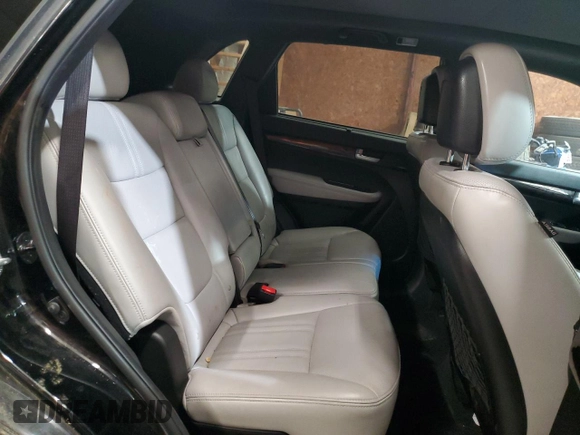 2014 Kia Sorento SX with VIN 5XYKWDA74EG484718, listed as a Copart auction lot 60921415 with 110,820 mi miles and Clean title. Bid and sale history available at DreamBid. Image 11.