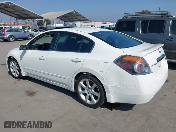 2010 Nissan Altima 3.5 SR with VIN 1N4BL2AP6AC149624, listed as a IAAI auction lot 40608098 with 231,101 mi miles. Bid and sale history available at carsss.com. Image 3.